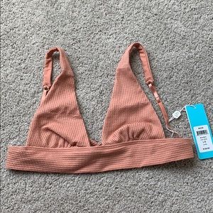 Beach Bunny Reese High Apex Top